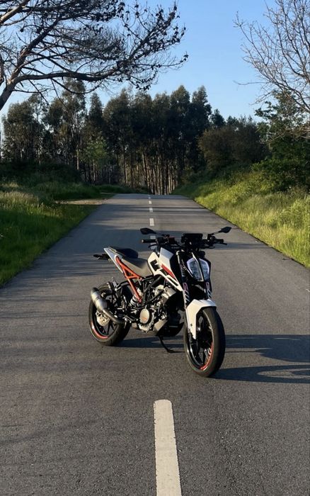 Ktm duke 125