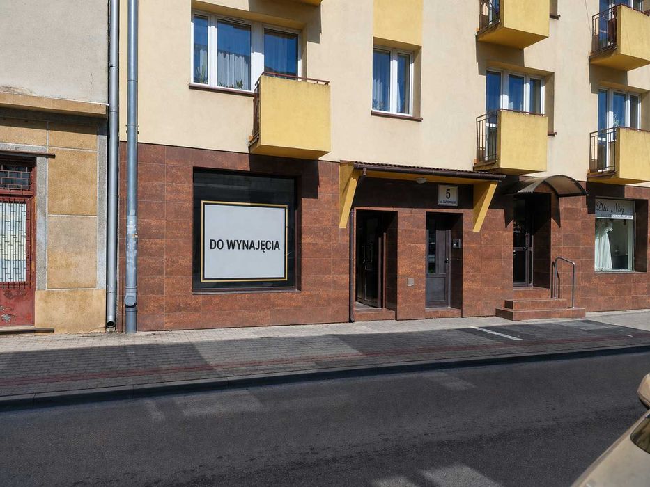 Lokal do wynajęcia 60 m2 centrum Dębicy z wyposażeniem
