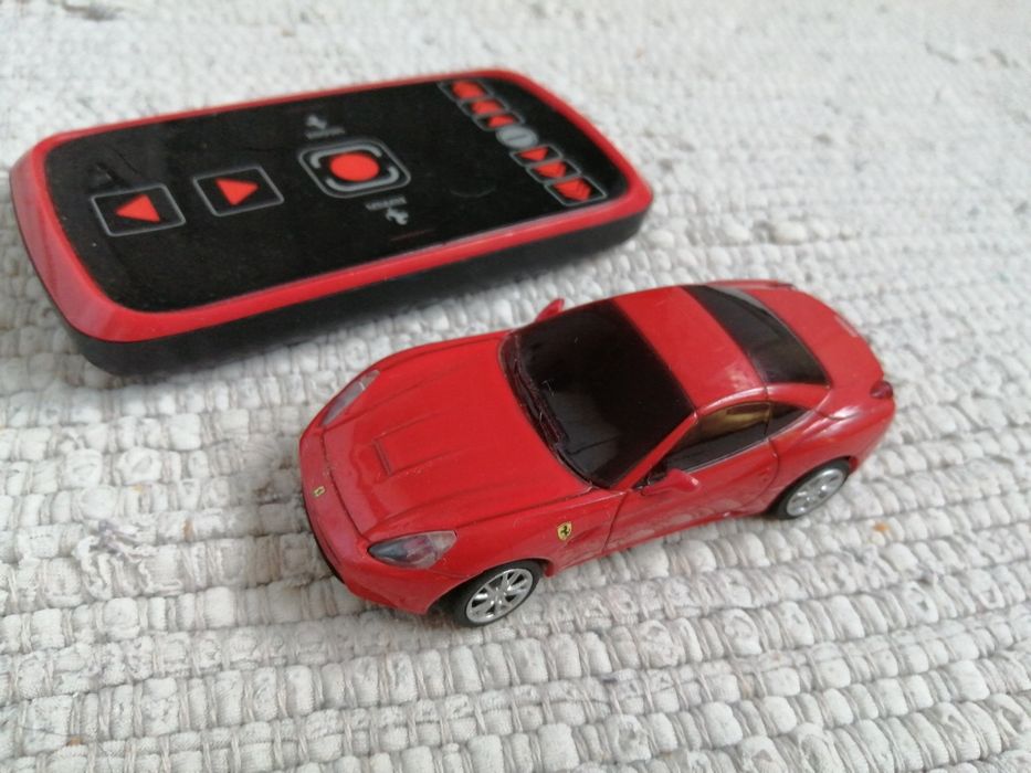 Autko zdalnie sterowane Ferrari
