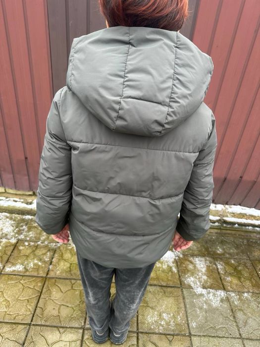 Продам курточку Reserved