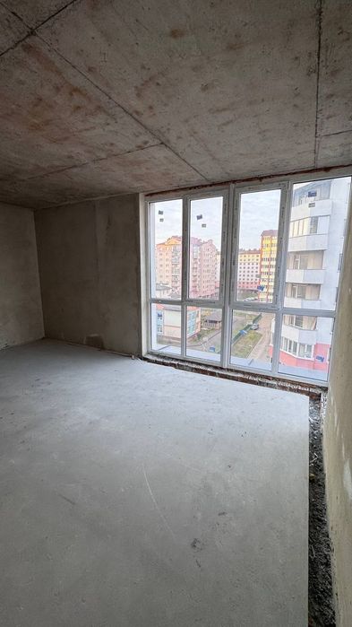 Продається 2 кімнатна квартира по вул. Хіміків