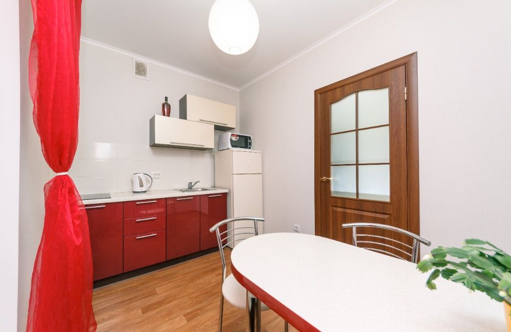 Квартира 1-к люкс подобово погодинно метро Осокорки Позняки River Mall