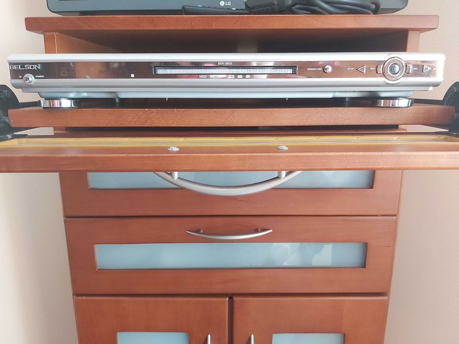 Leitor de DVD com pouco uso