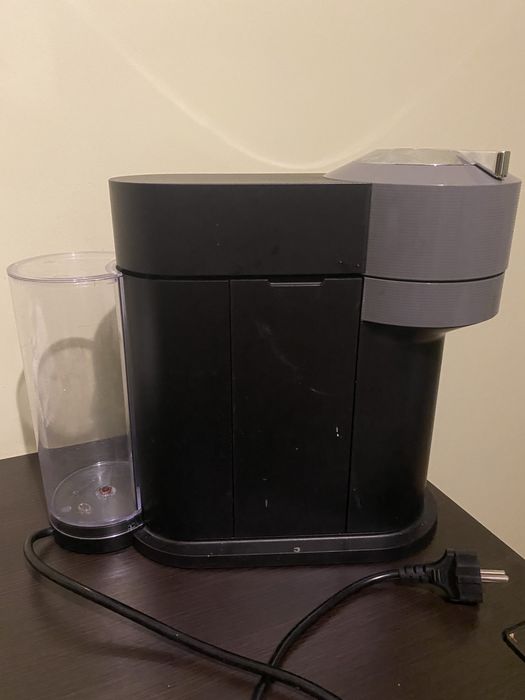 Капсульна кавомашина Nespresso Vertuo Next