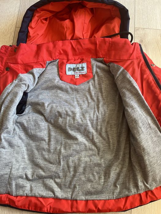 Дитяча осінньо-весняна курточка на хлопчика