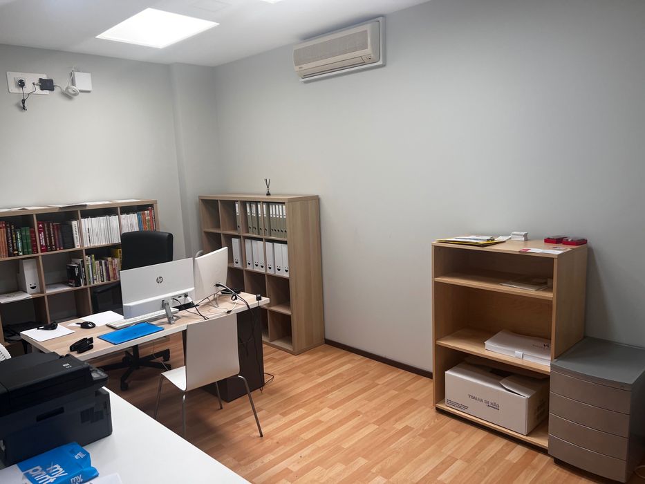 Escritório para venda - Matosinhos Sul - 100 m praia