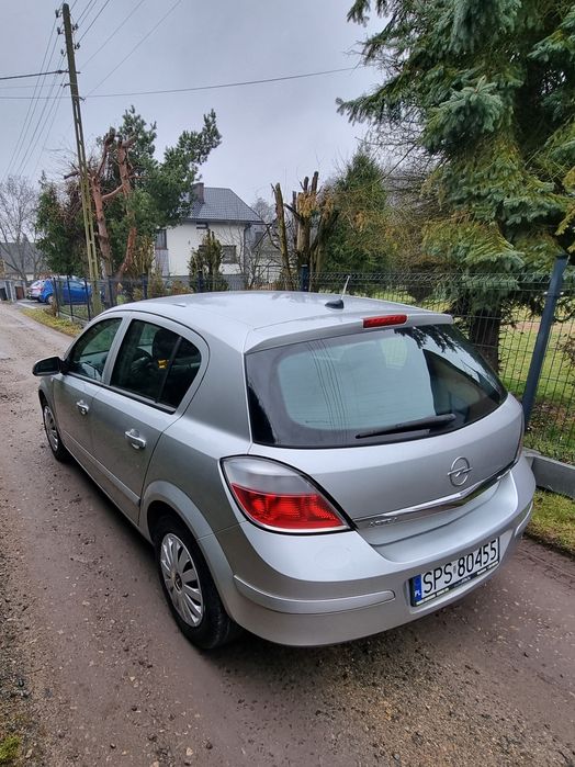 Opel Astra 1.6 Benzyna, Klimatyzacja, Niski Przebieg