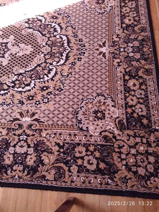 Килими для дому б.у.