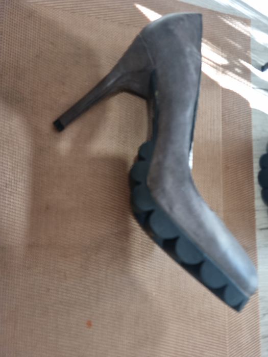 Sapatos  salto altos