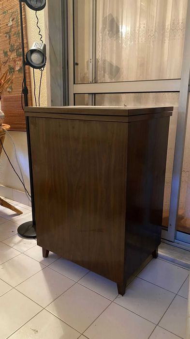 Maquina de Costura com movel