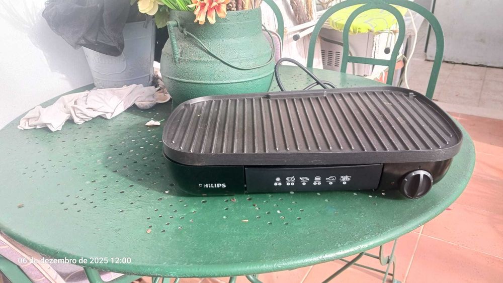 Grelhador marca  PHILIPS 2000 W
