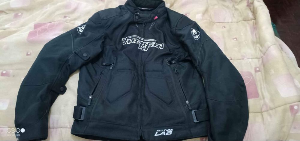 Vendo casaco furygan