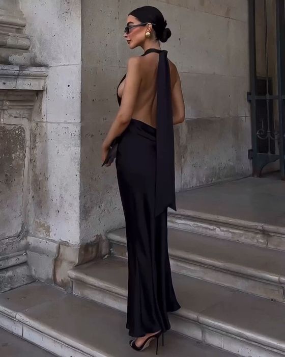 Неймовірна вечірня сукня з голою спинкою