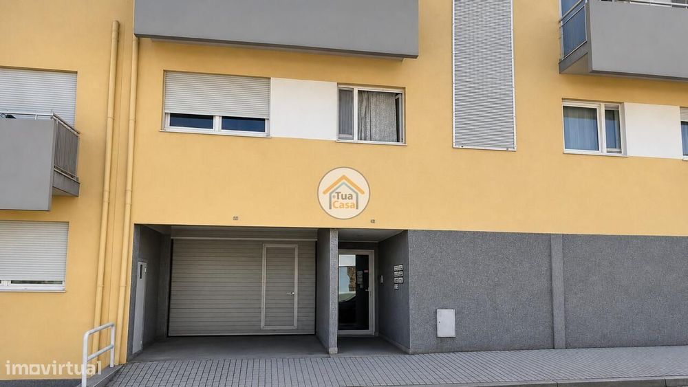 T2 em Gandra, Paredes | Excelente localização, garagem e muita luz nat