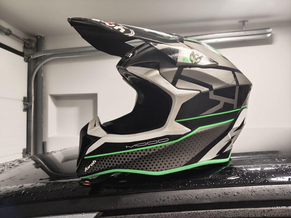 Capacete motocross Airoh Wraap