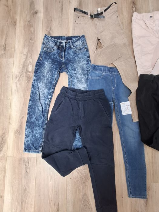 Zestaw 6x spodnie dla dziewczynki r. 134/140 – jeansy, legginsy, materiałowe