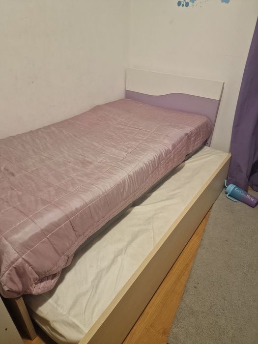 Cama de solteiro dupla