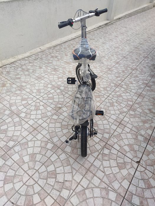 Bicicleta elétrica dobrável Airwheel (Nova)