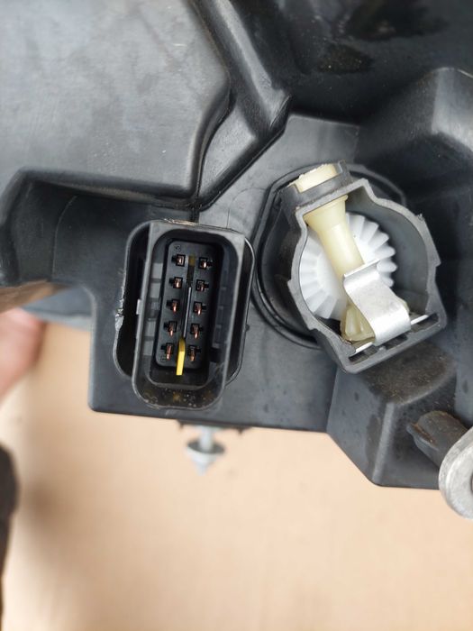 Lampa Przednia FULL Led Prawa OPEL CORSA F Oryginał Europa