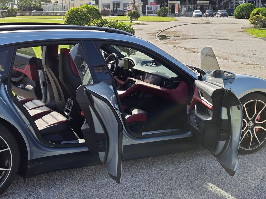 Porsche Taycan Sport Turismo 4S