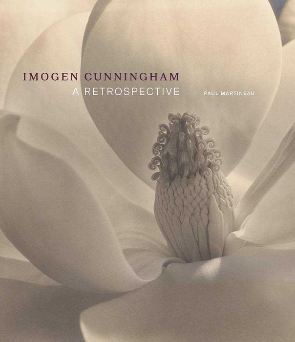 Книга - фотоальбом A Retrospective. Imogen Cunningham.
