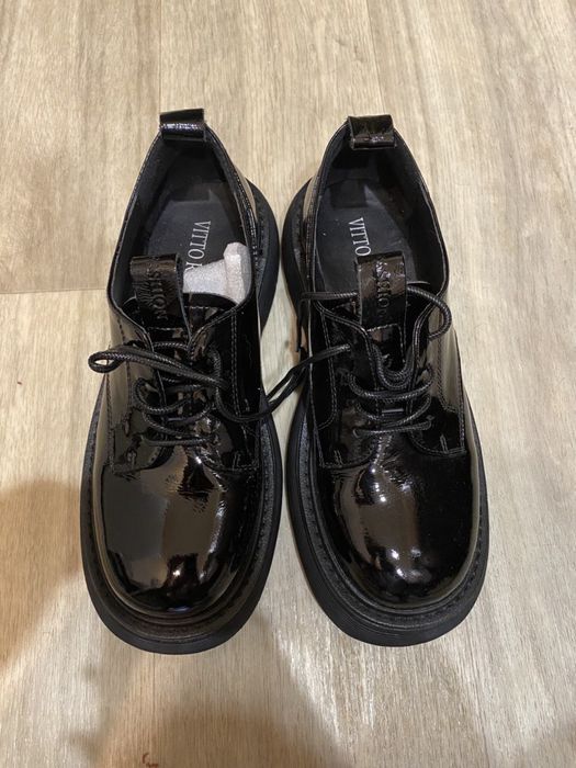 Туфли женские VITTO ROSSI, 38 размер