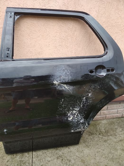 Ford Explorer  2018 р задні двері