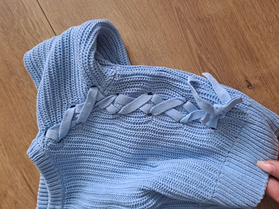Błękitny sweter r 98