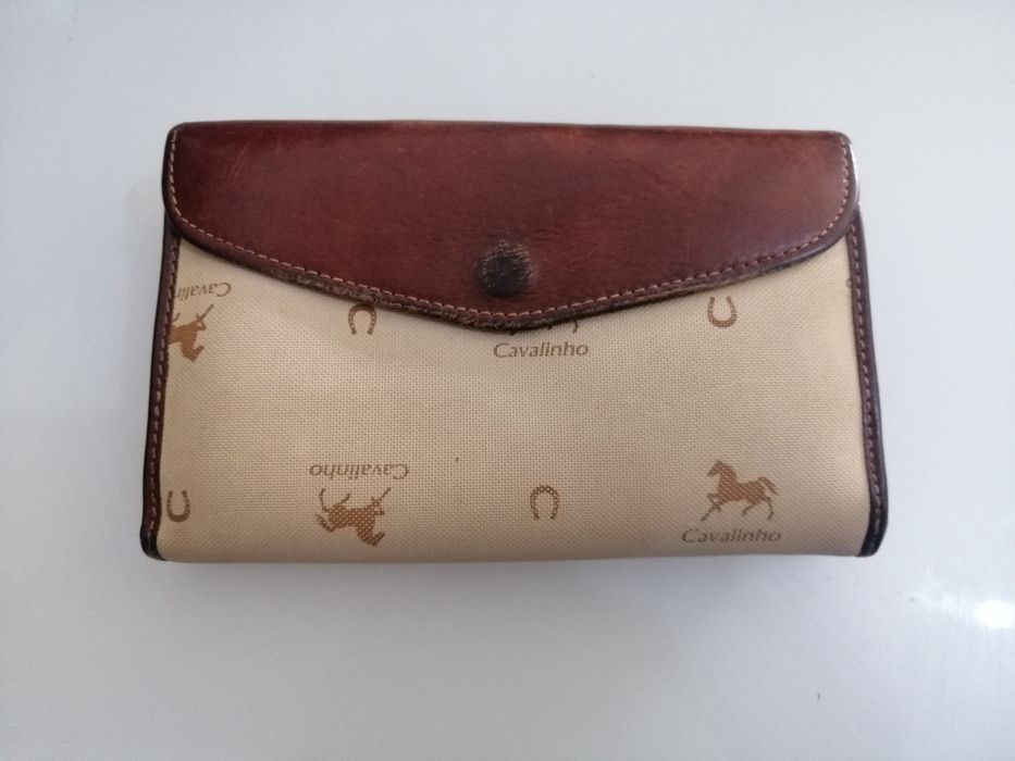 Carteira Cavalinho em Pele – Elegância e Qualidade!
