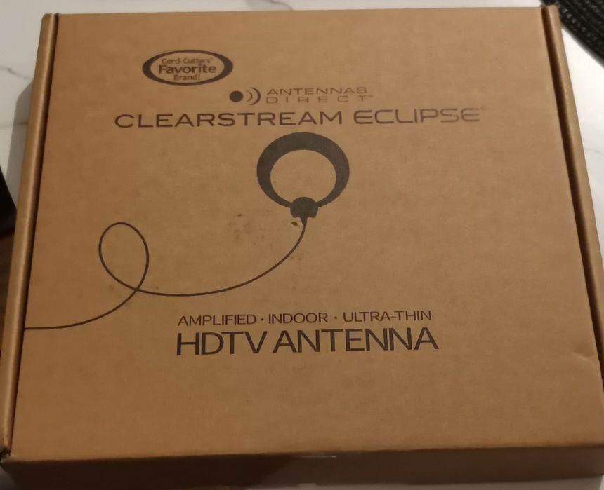 Antennas Direct ClearStream Eclipse Amplified Indoor HD TV Antenna