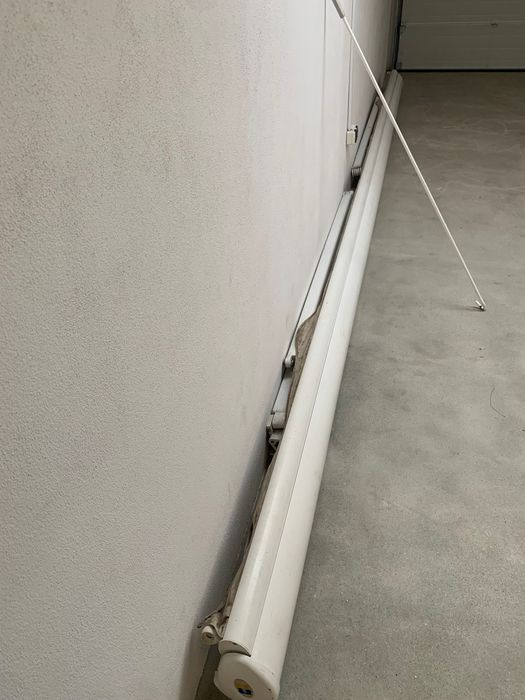 Tolde com abertura manual