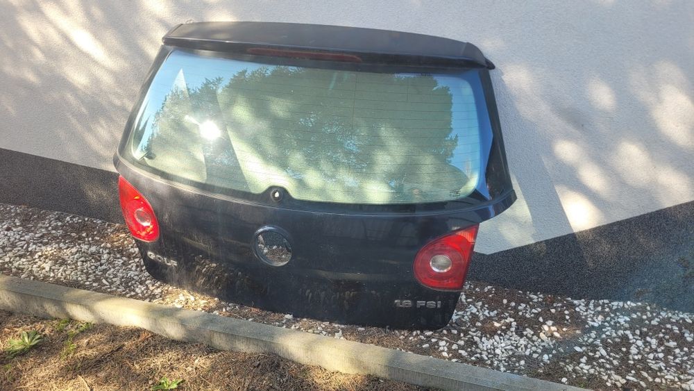 Klapa tylna  golf 5 lc9z