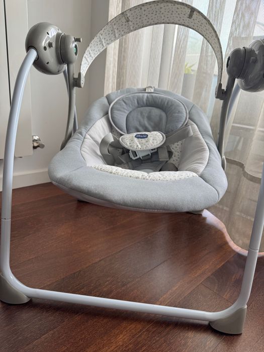 Espreguiçadeira elétrica bebé chicco