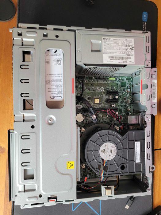 Lenovo ThinkCentre M720s SFF