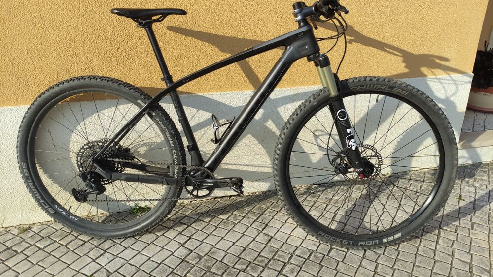 Bicicleta BTT carbono 29