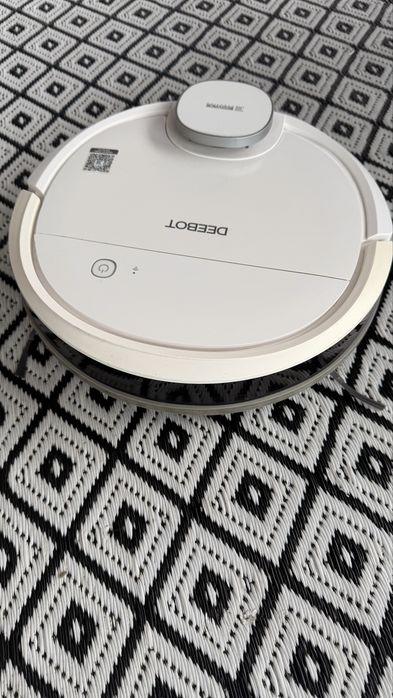 Robot aspirador Ecovacs Deebot Ozmo 900