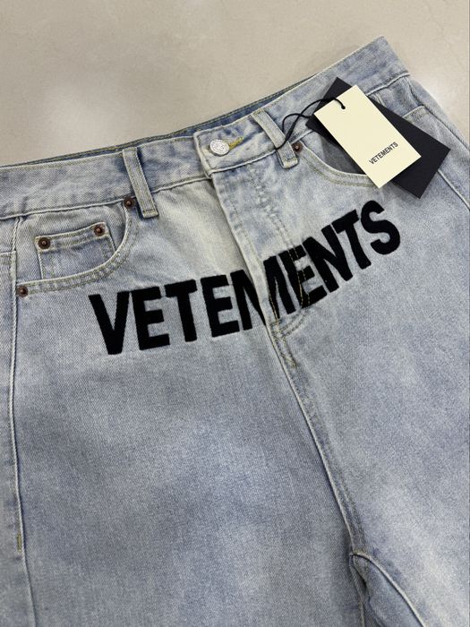 Джинси Vetements Logo-Print  Baggy Jeans | 28,30 | У наявності !