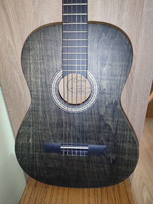 Продам класичну гітару
