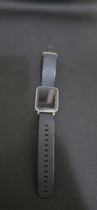 1 relogio amazfit Bip