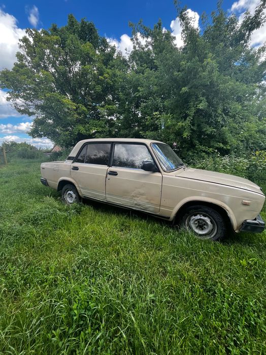 Продам ваз 2107