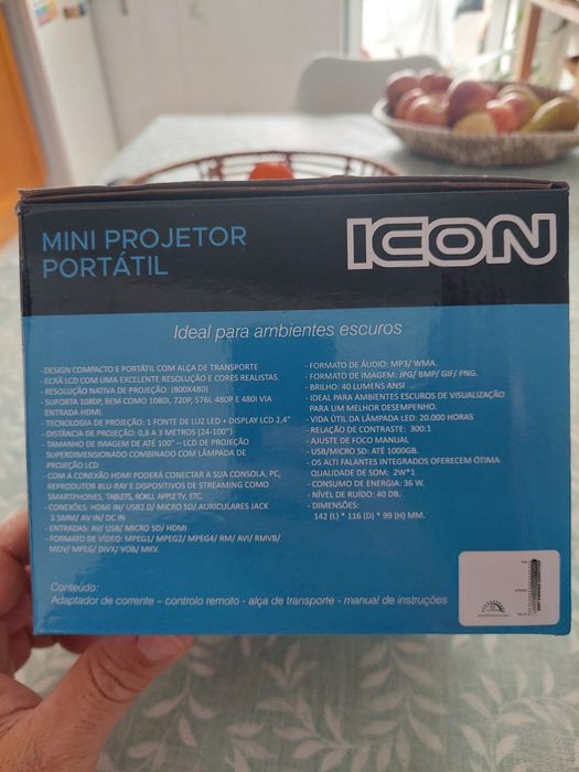 Mini projetor portátil437238328659159042