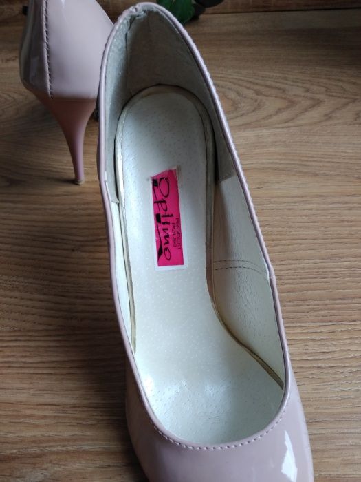 Szpilki pudrowy róż rozmiar 40