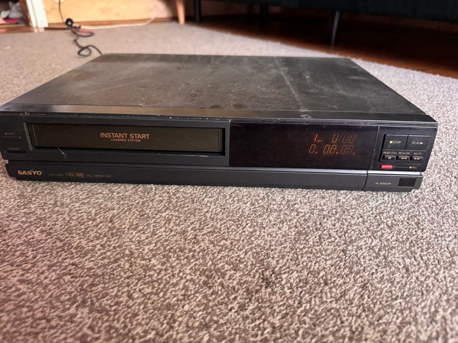 Sanyo Magnetowid VHR7100EE