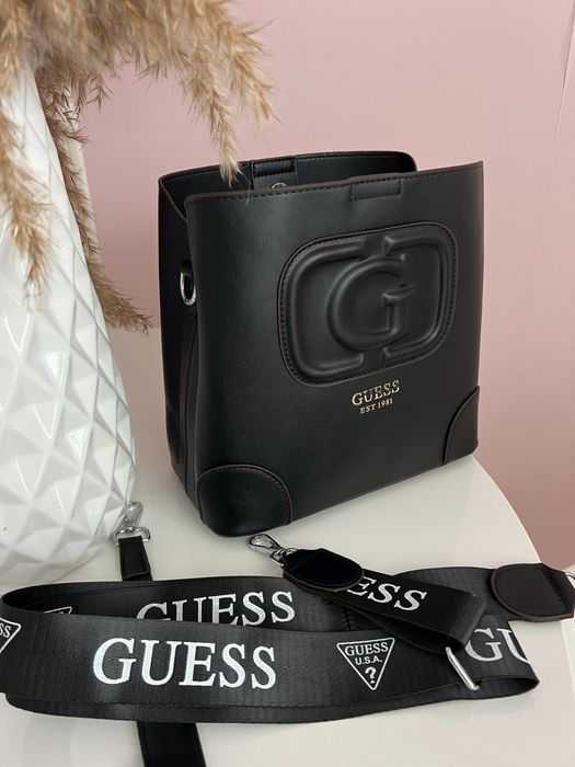 Сумка GUESS нова