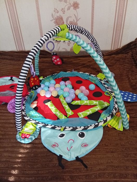 Продам дитячий коврик