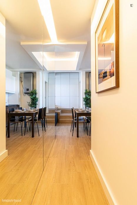 Quarto - localizado em Chelas Lisbon