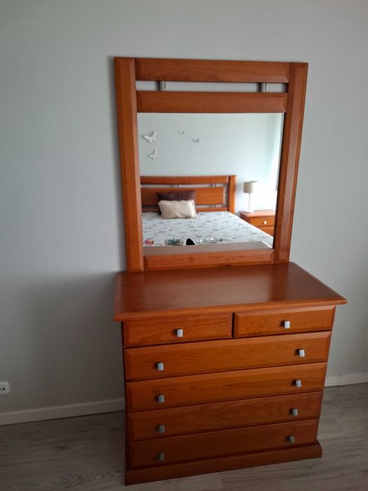 Mobília de quarto de casal usada