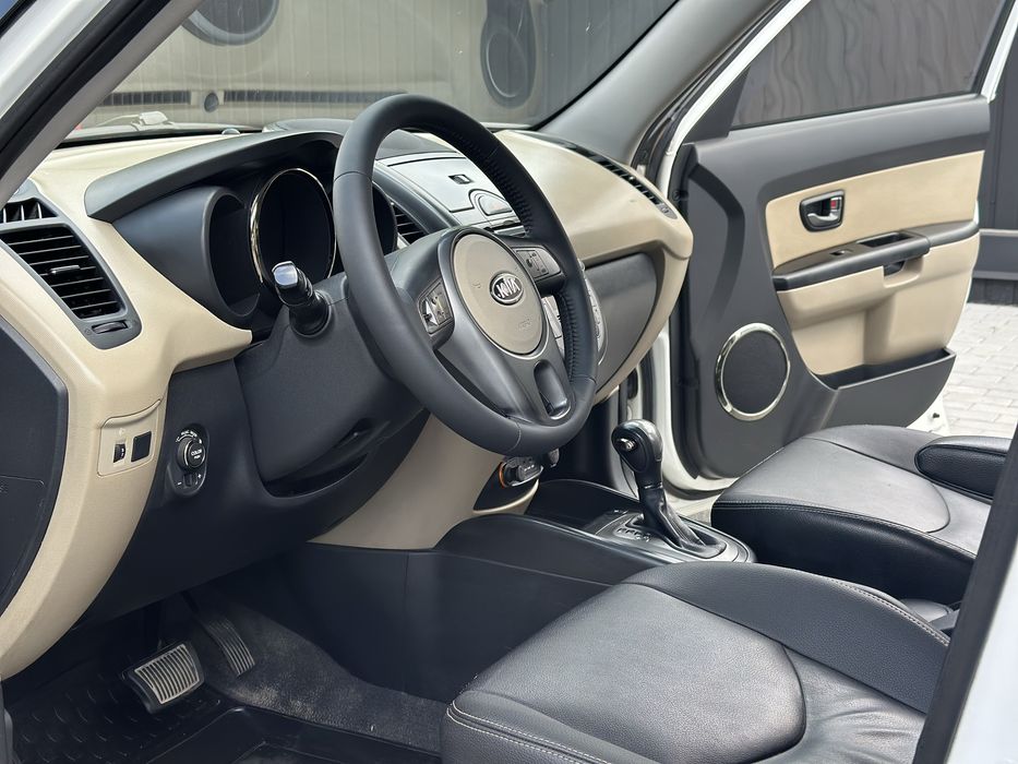 Продам Kia Soul 2010