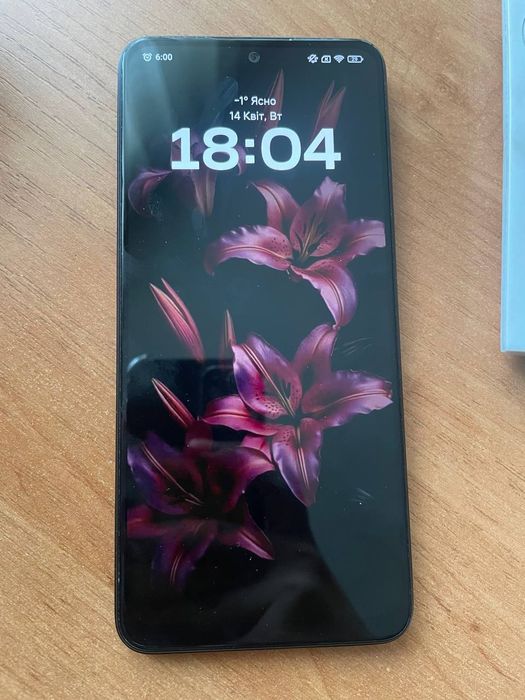 Смартфон Samsyng Galaxy A04e/32gb .Redmi not-12