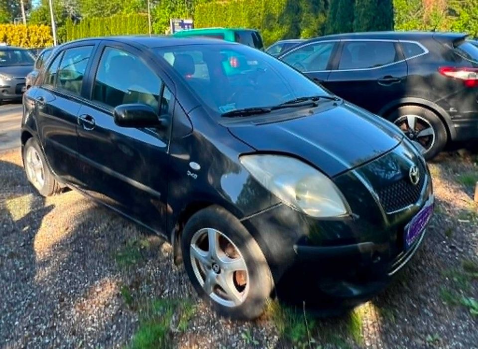 Toyota Yaris 1.4 D-4D 2006 | Alufelgi + komplet kół zimowych | Do naprawy